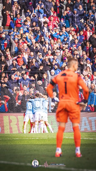 Nacional vs Juventud — fotografía de Cristian