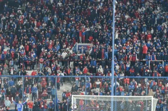 Buscate - Nacional vs. Albion — fotografía de Marcos Arraspide