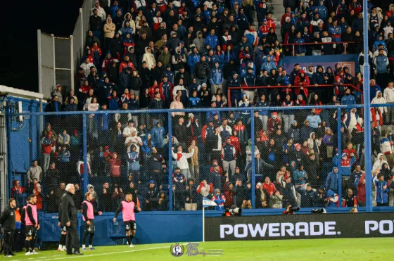 Nacional vs. Liverpool — fotografía de Marcos Arraspide
