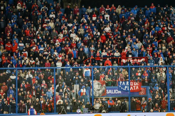 Nacional vs. Liverpool — fotografía de Marcos Arraspide