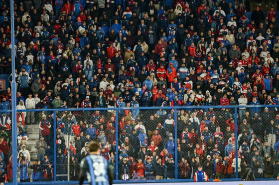 Nacional vs. Liverpool — fotografía de Marcos Arraspide