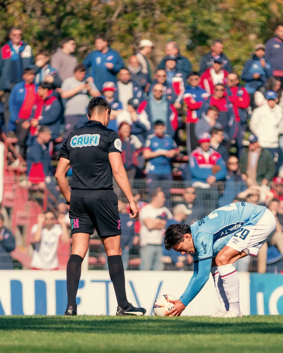 Progreso vs. Nacional — fotografía de Felipe Nin