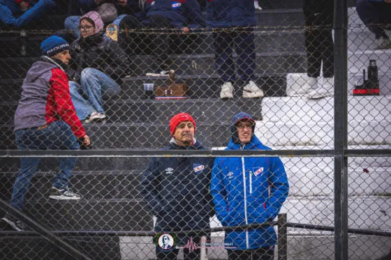 Nacional vs Wanderers - Hinchada — fotografía de Christian Cumbay