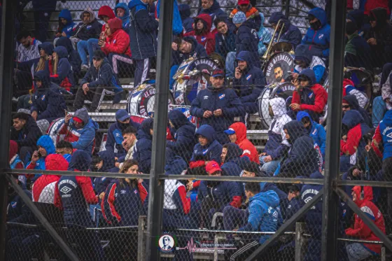 Nacional vs Wanderers - Hinchada — fotografía de Christian Cumbay