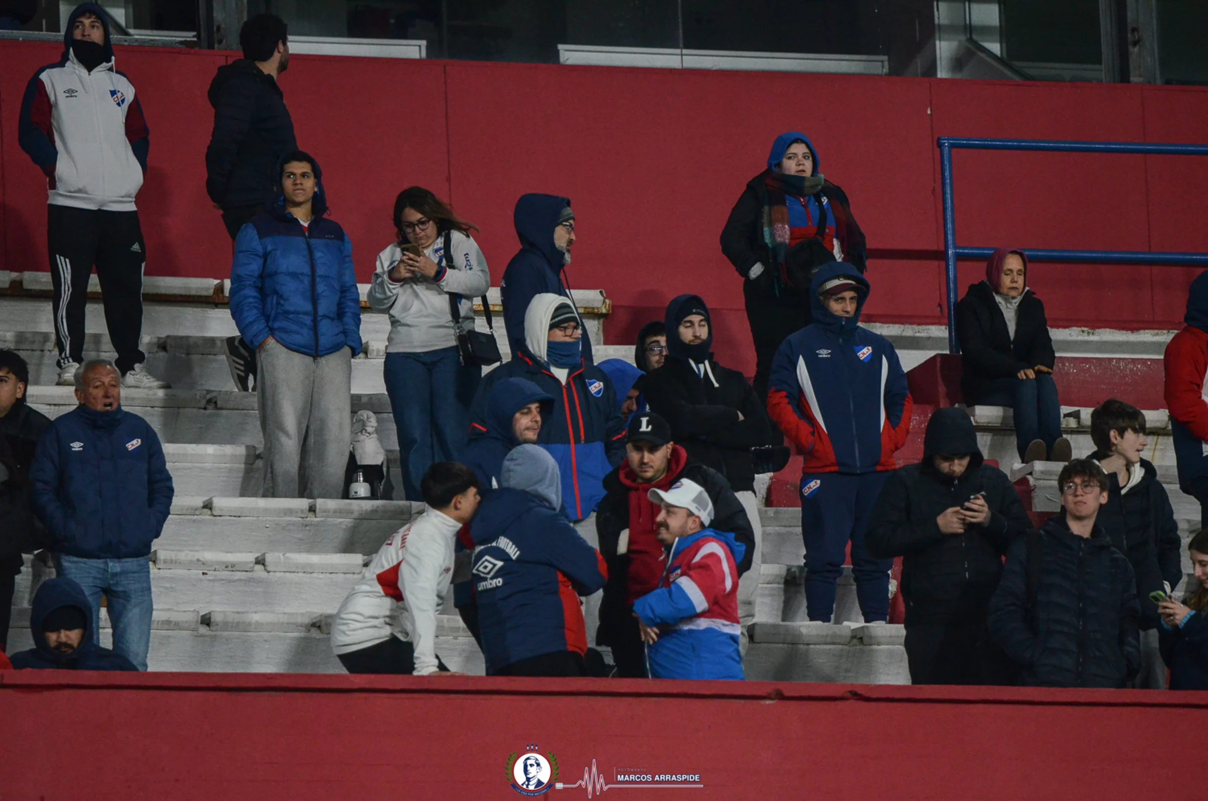 Buscate - Nacional vs. Albion — fotografía de Marcos Arraspide