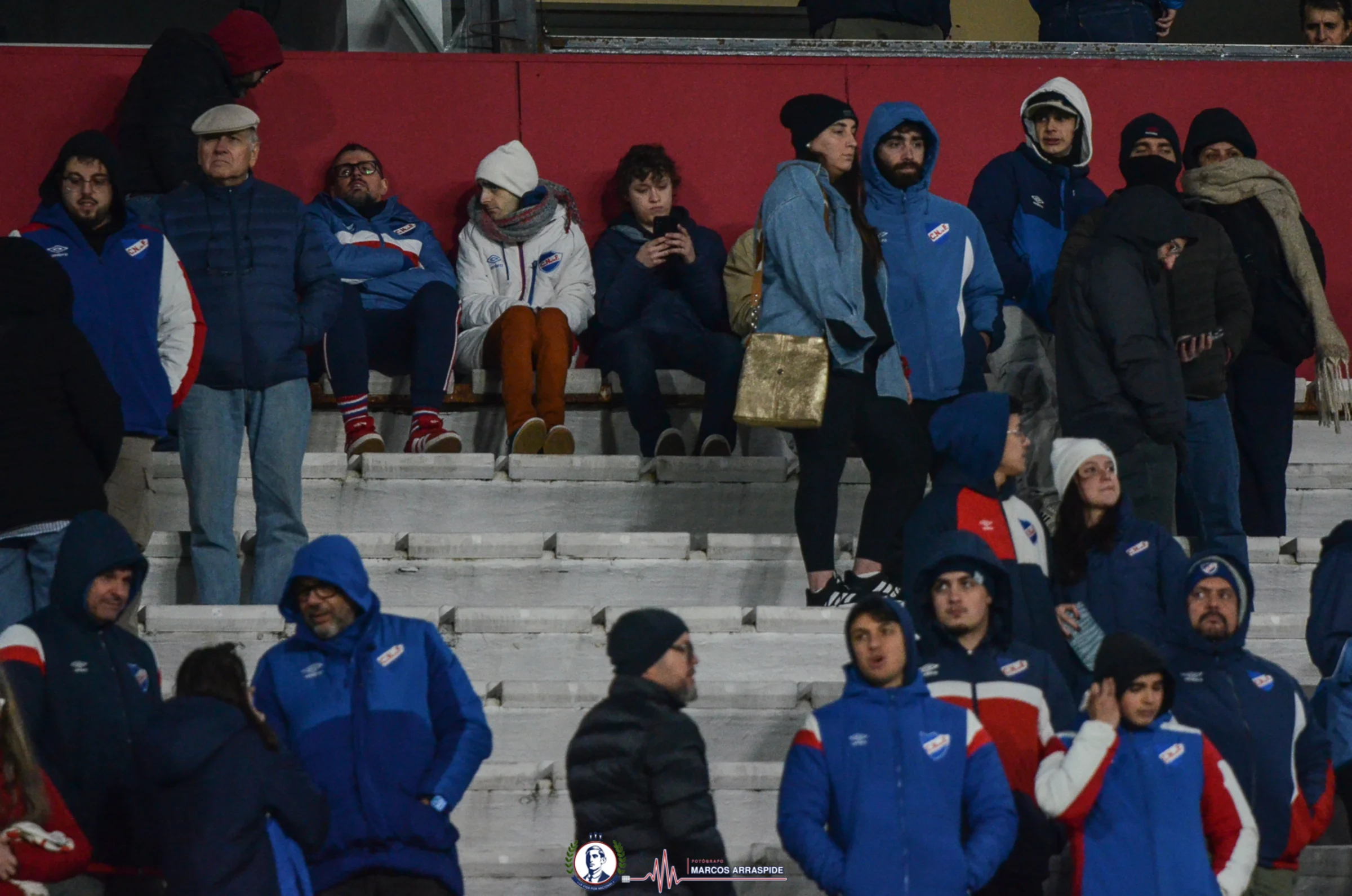 Buscate - Nacional vs. Albion — fotografía de Marcos Arraspide
