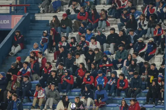 Buscate - Nacional vs. Albion — fotografía de Marcos Arraspide
