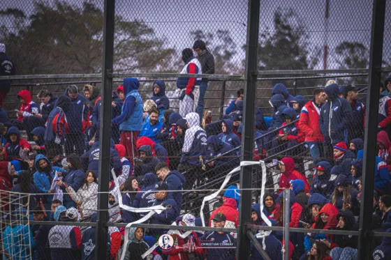 Nacional vs Wanderers - Hinchada — fotografía de Christian Cumbay