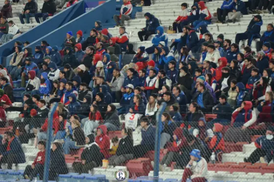Buscate - Nacional vs. Albion — fotografía de Marcos Arraspide