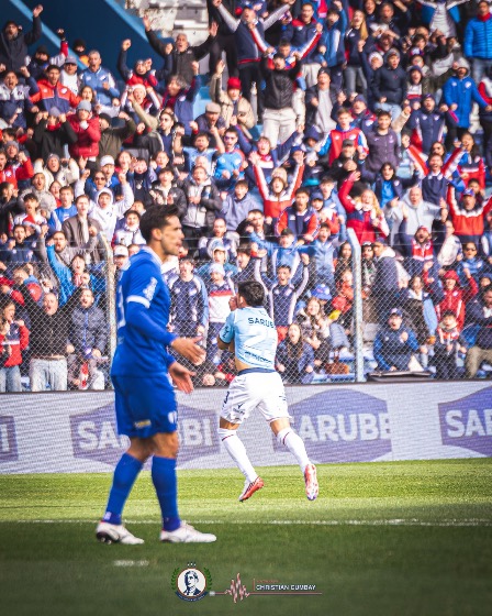 Nacional vs Juventud — fotografía de Cristian