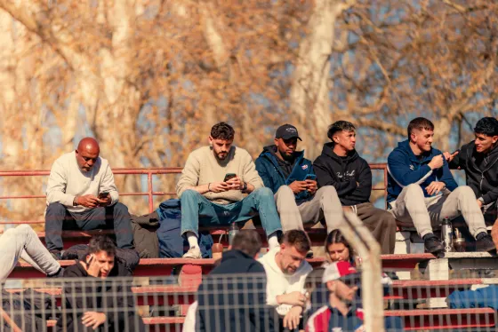 Progreso vs. Nacional — Hinchada — fotografía de Felipe Nin