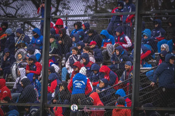 Nacional vs Wanderers - Hinchada — fotografía de Christian Cumbay