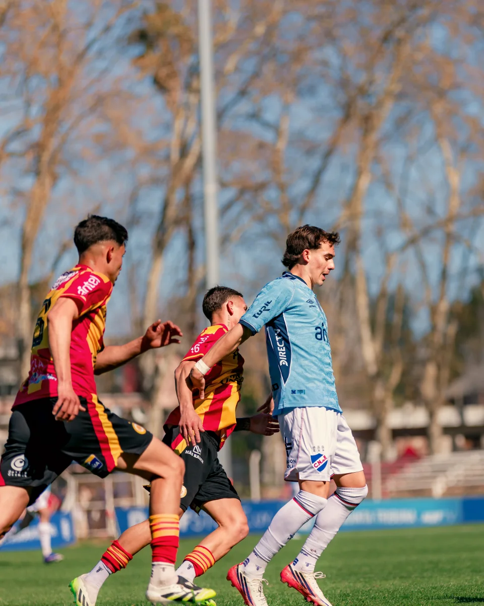 Progreso vs. Nacional — fotografía de Felipe Nin